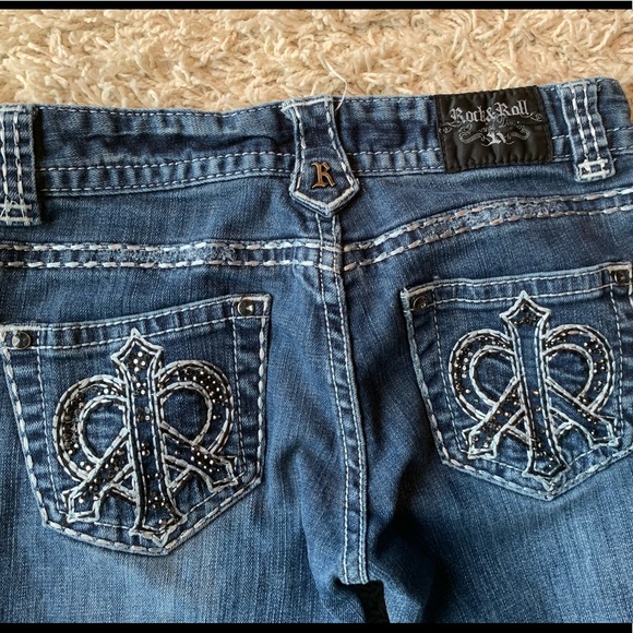 Rock n Roll Cowgirl Jeans - Picture 2 of 6